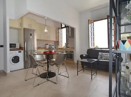 La Casa * Πουέρτο Ντε Λα Κρουζ